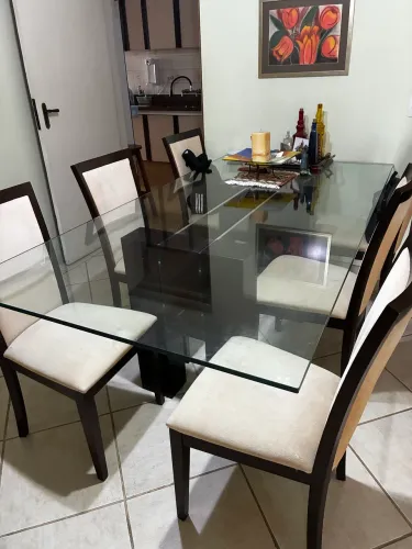 Mesa de jantar 6 cadeiras tampo de vidro