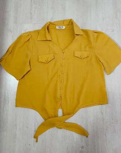 Blusa caqui