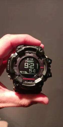 Relógio Casio G-Shock Rangeman GPR-B1000, bateria solar, GPS e Bluetooth, importado