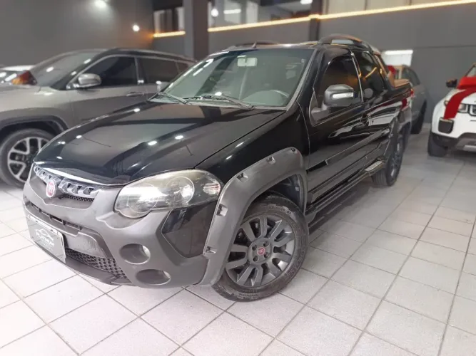 Fiat Strada Adv.ext./ Ext. 1.8 Locker Flex CD 2017