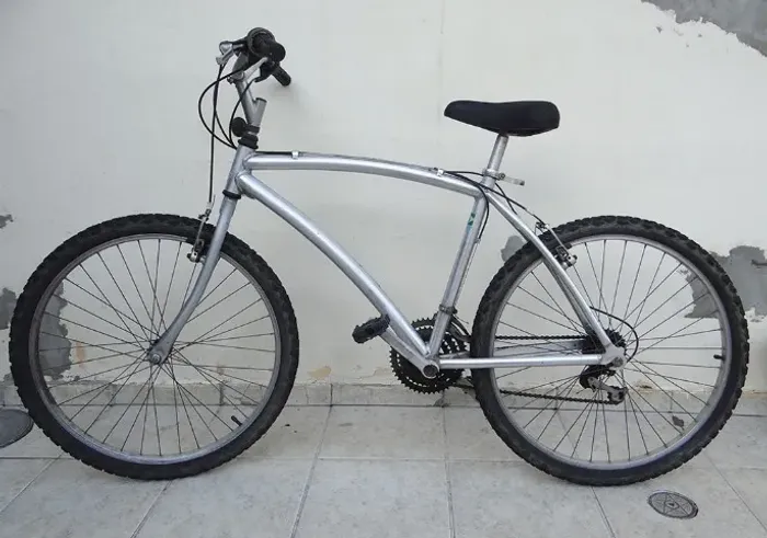 Bicicleta Caloi Mountain bike - quadro de aluminio