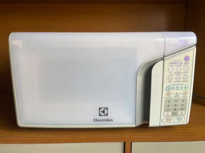 Microondas Eletrolux 27 litros