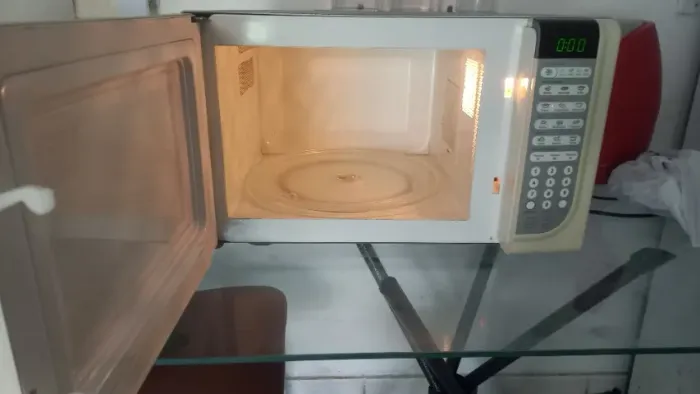 Micro-ondas 31L