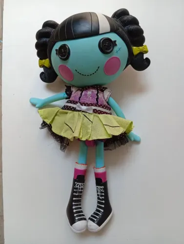 Lalaloopsy Scraps Stitched 'N' Sewn (Tamanho Grande - 30cm)