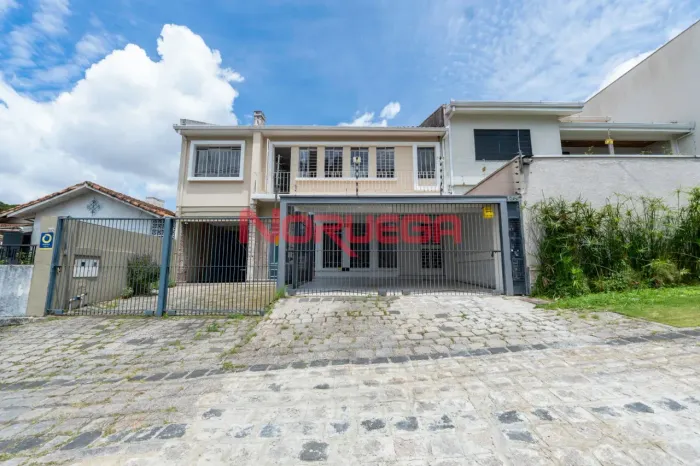 Apartamento para alugar em Curitiba no bairro juvevê com 2 quartos, banheiro e 50m²