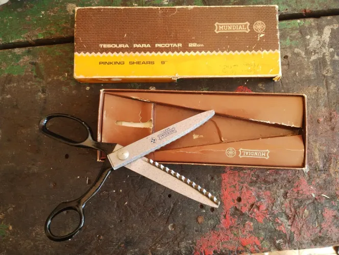 TESOURA PARA PICOTAR 22CM MUNDIAL NA CAIXA FIO ORIGINAL E CORTANDO PERFEITAMENTE 