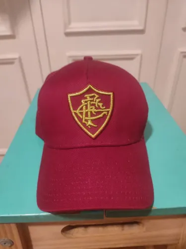 Boné Fluminense grená e dourado New Era