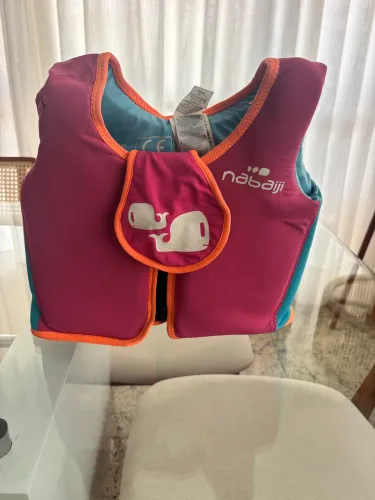 Colete de Natação Infantil Nabaiji (Decathlon) - Segurança e Conforto para o seu pequeno!