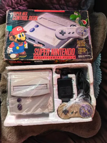 Super Nintendo Baby na caixa com tudo original 