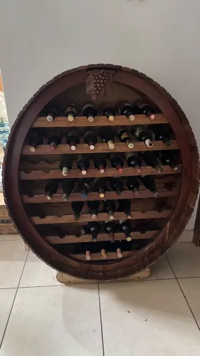 Adega de Madeira Estilo Barrica