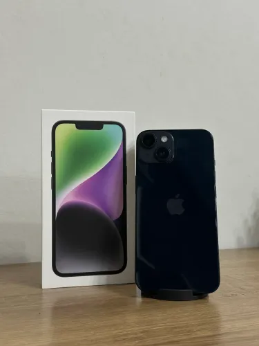 iPhone 14 256gb preto semi novo em excelente estado!!