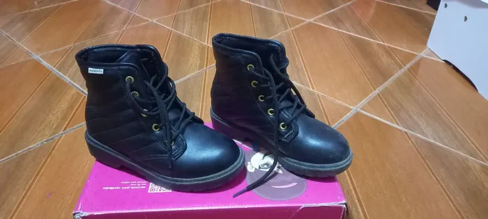 Bota infantil Molekinha N°27 Preta