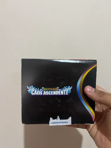 Booster Box Pokémon Caos ascendente