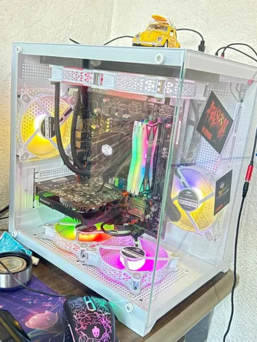 Pc gamer ryzen 5, rx6400, 24Gb ram