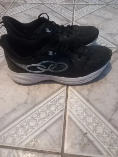 Tenis