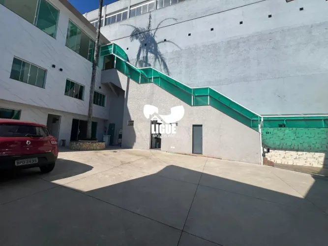Oportunidade Exclusiva: Prédio Comercial Premium!
