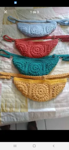 Pochete em croche feito a mao e forrada