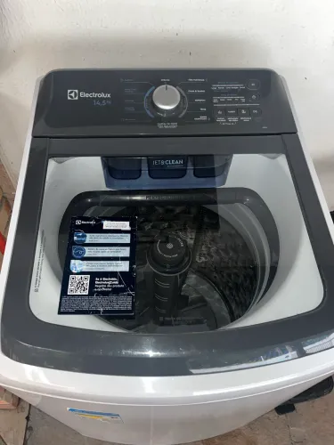 Máquina de lavar Electrolux em perfeito estado