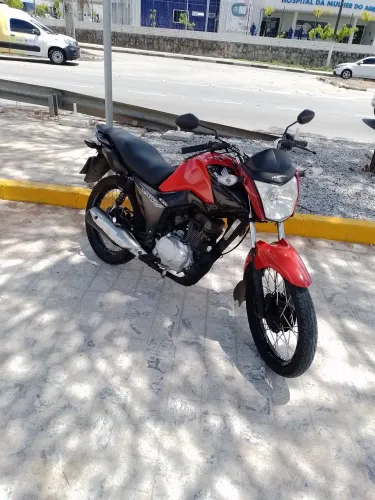 Fan 125 ano 2014 pura 7.600 pra vende logo sou de Caruaru