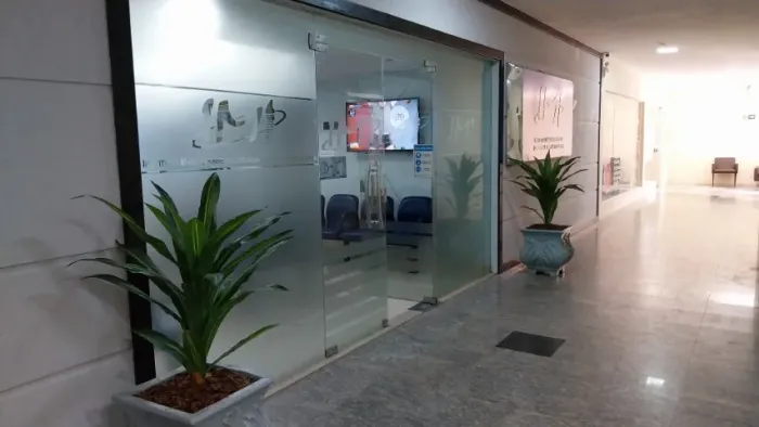 Alugam-se consultórios odontológicos completos e individuais