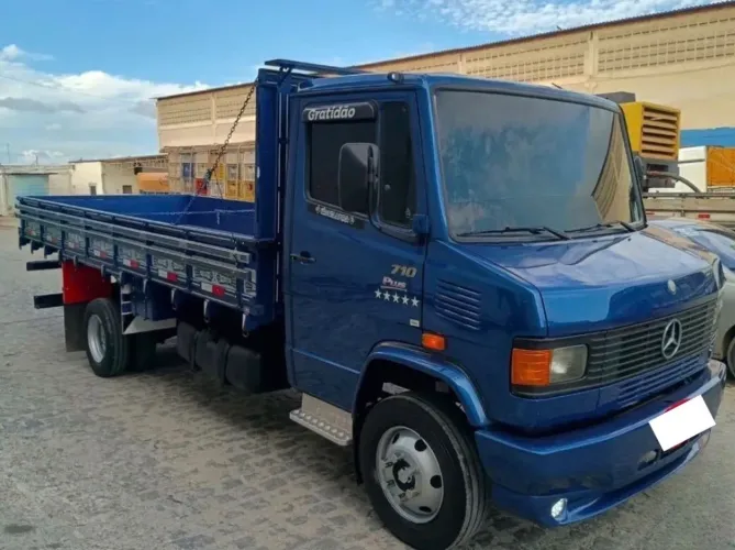 Mb 710 plus/carroceria longa/2011/12