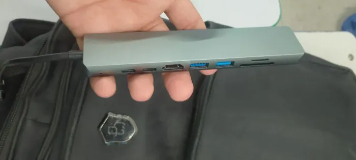 Hub USB-C 7 em 1 HDMI + USB 3.0 + SD