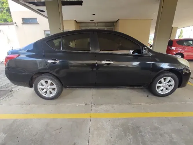 Nissan Versa SL 1.6 16V Flex Fuel 4P Mec. 2013