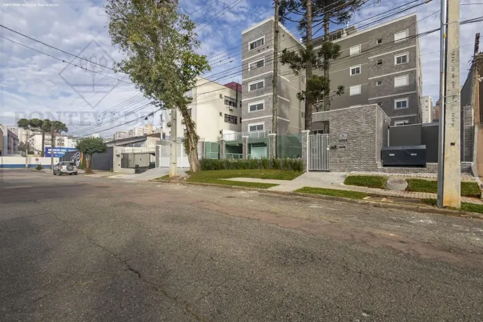 Apartamento para Venda em Curitiba, Água Verde, 4 dormitórios, 1 suíte, 3 banheiros, 2 vag