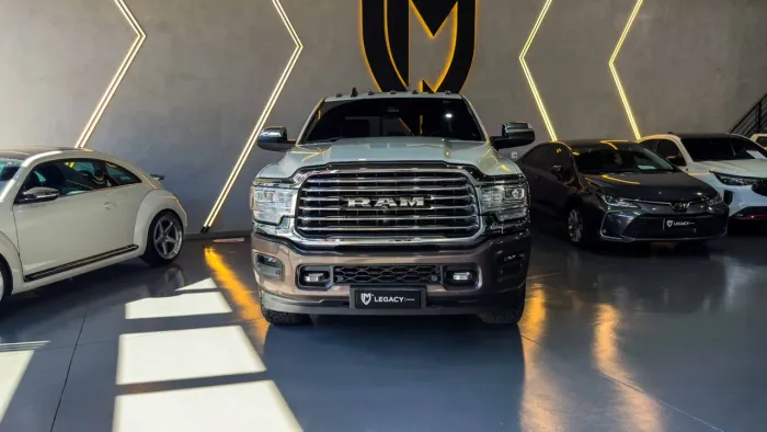 Ram 3500 Limited Longhorn 6.7 TB CD Diesel 2022