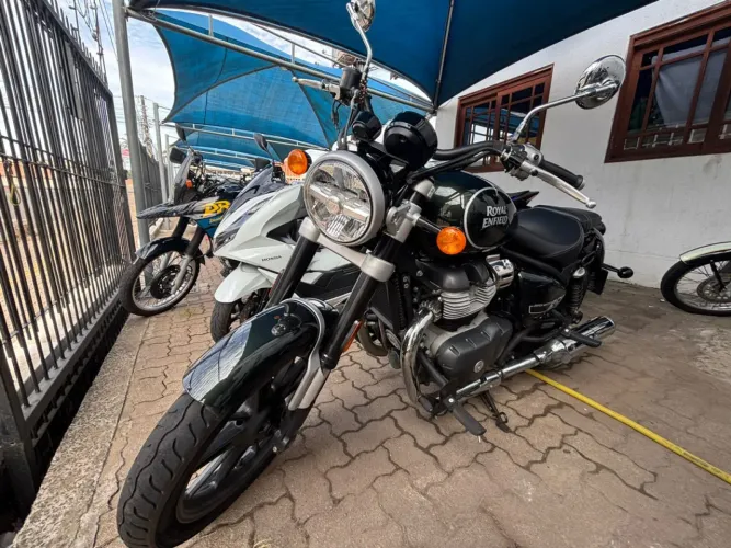 Royal Enfield Super Meteor Astral 650cc ABS 2025 Gasolina