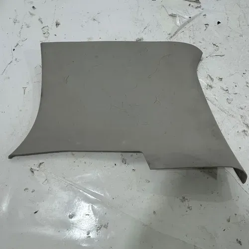 Moldura Coluna Traseira Esquerda Peugeot 308 2013 A 2016
