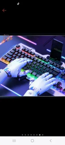 Teclado  semi  mecânico gamer com mouse 