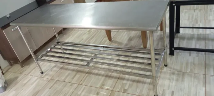 mesa de inox