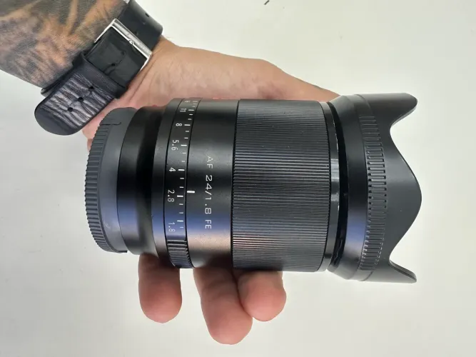 LENTE VILTROX 24mm 1.8 E-Mount