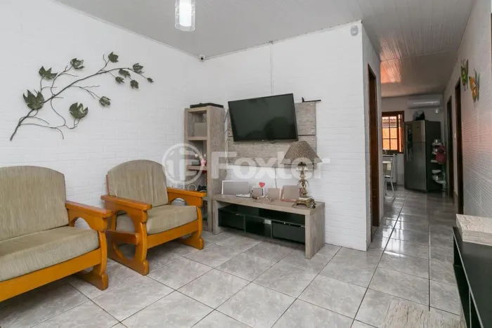 Casa à venda Rua Santa Mônica, Ponta Grossa - Porto Alegre