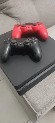 Playstation 4 Slim 1 TB