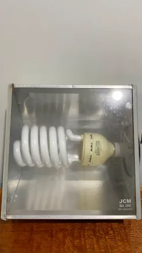 Refletor Industrial JCM 250W com Lâmpada Econômica
