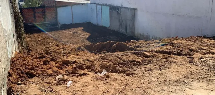 Vendo Terreno: 250m2 Valor: R$270 mil