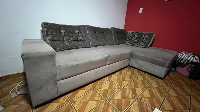 Excelente sofá de canto