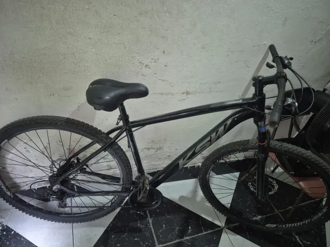 Vendo bicicleta nova