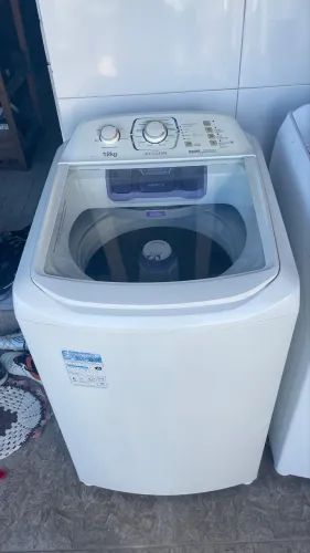 MAQUINA ELETROLUX 12 kg