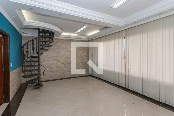 Casa à Venda - Vila das Mercês, 5 Quartos, 180 m2