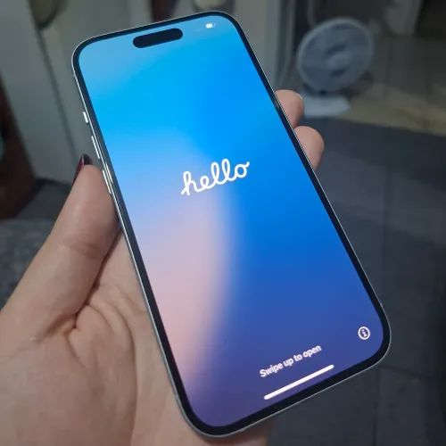 Iphone 15 Azul 128GB, 5G, entrada USB-C Usado