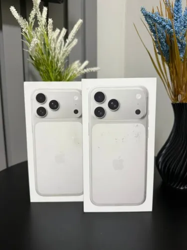 IPhone 17 Pro Max 256GB Silver - 1 Ano de Garantia Apple - Lacrado - Pronta Entrega!!