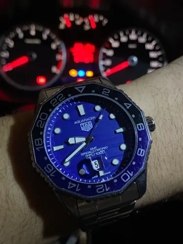 Relógio tag preto e azul