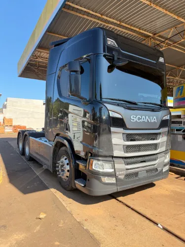 Scania Plus R540 6x4 ano 2024