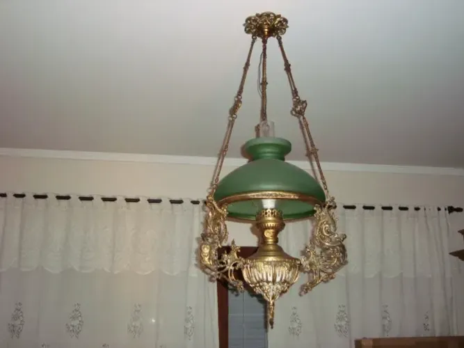Pendente em bronze e vidro verde
