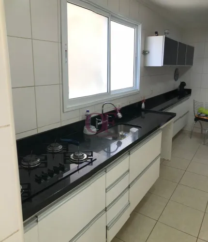 Casa em Condomínio Chácara das Palmeiras Imperiais Jundiaí/SP