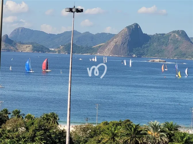 Apartamento 382 m² 3 quartos 2 suítes - Flamengo