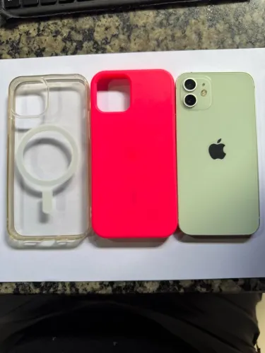 iPhone 12